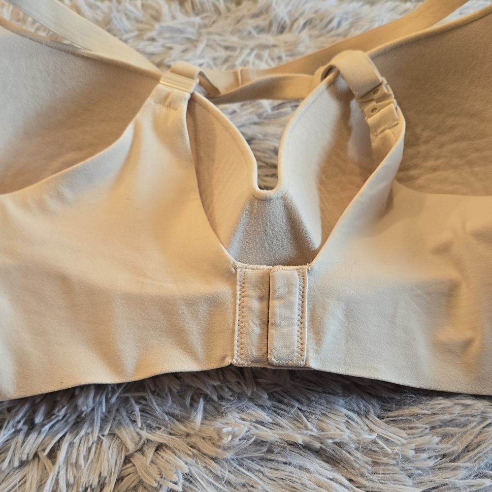 Victoria's Secret Perfect Shape Cream Color Bra Size 38DD - Picture 13 of 14